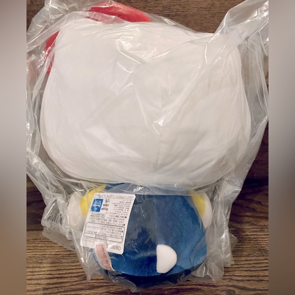 Sanrio Hello Kitty plush from Japan - Picture 2 of 4